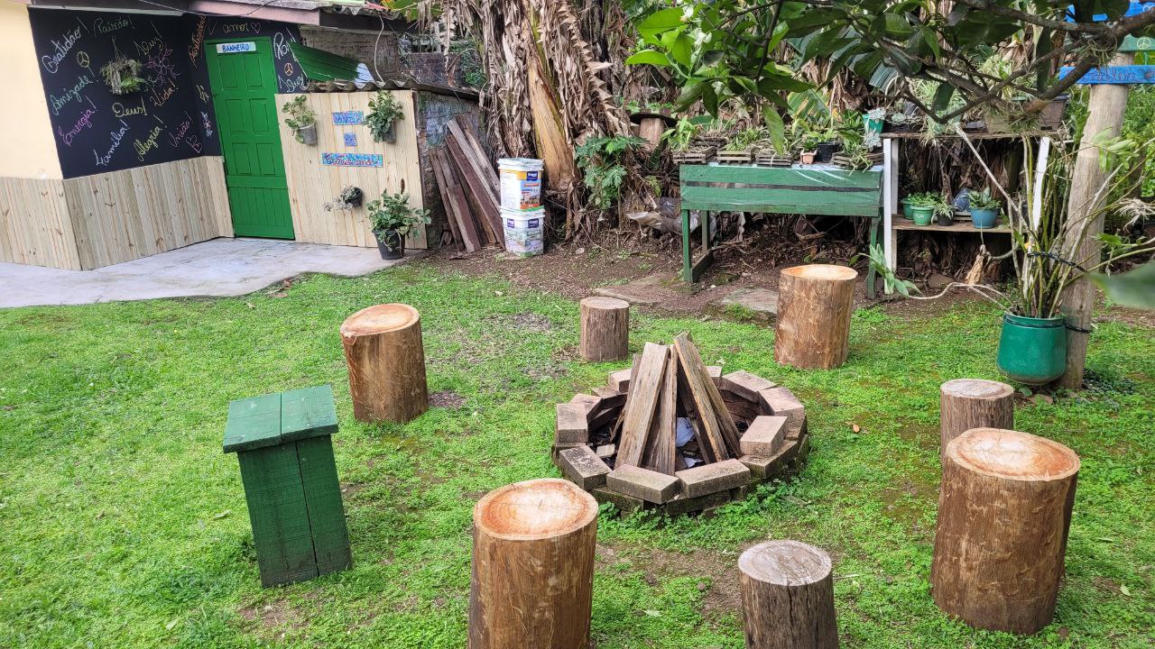 Quarto Privado com Banheiro Compartilhado - Vista 3