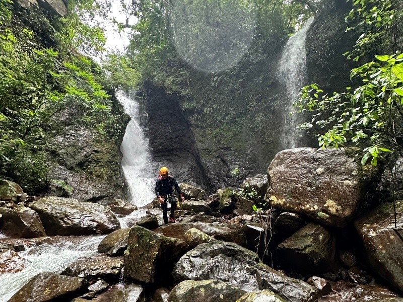 Canionismo 5 Cachoeiras - Vista 3