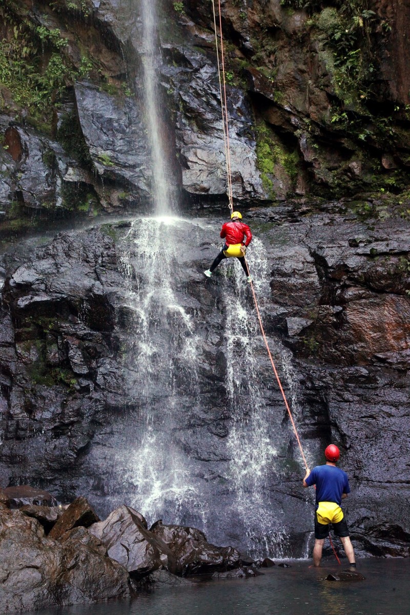 Rapel na Cachoeira Magia das Águas 2